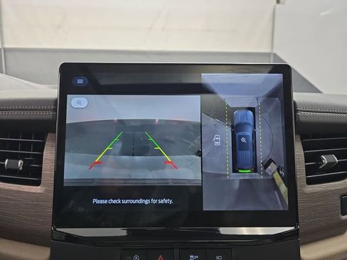 Used 2024 Ford Expedition Max Limited image 31