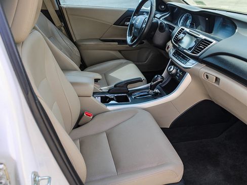 Used 2013 Honda Accord EX-L image 16