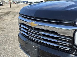 New 2026 Chevrolet Suburban Premier video 3