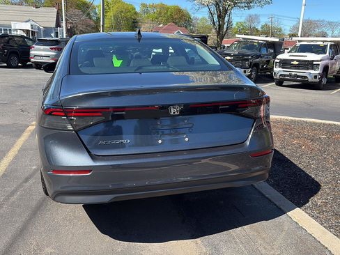 Used 2024 Honda Accord EX image 5