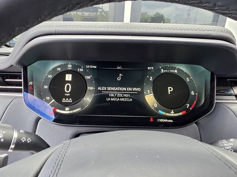 Used 2025 Land Rover Range Rover Sport Dynamic SE AWD/4WD image 38