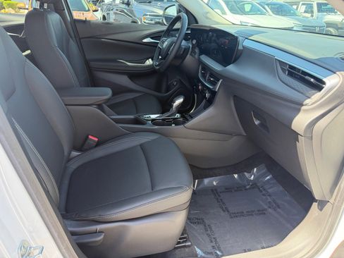 Used 2024 Buick Encore GX Sport Touring w/ Advanced Technology Package AWD/4WD image 30