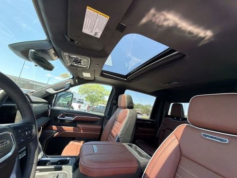 New 2026 GMC Sierra 2500 Denali Ultimate AWD/4WD image 18