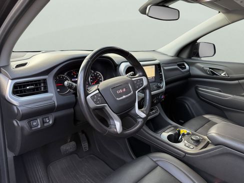 Used 2021 GMC Acadia SLT w/ Premium Package image 24