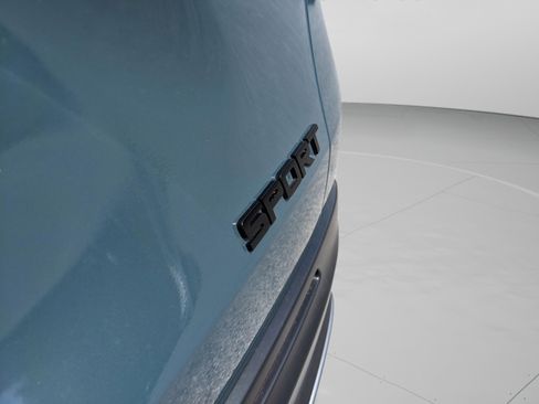 Used 2025 Honda HR-V Sport image 40