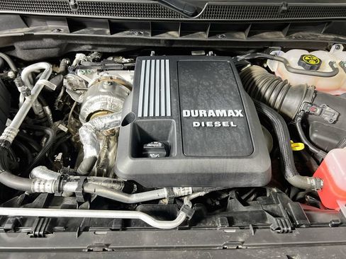 Used 2023 GMC Yukon XL Denali Ultimate AWD/4WD image 27