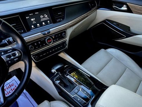 Used 2019 Kia Cadenza Premium image 40