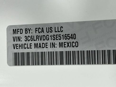 Used 2025 RAM ProMaster 2500 w/ Convenience Group FWD image 33