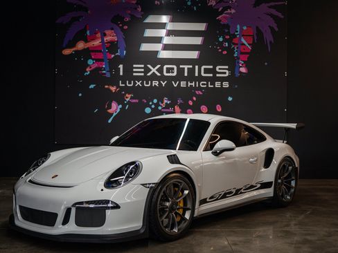 Used 2016 Porsche 911 GT3 RS RWD image 3