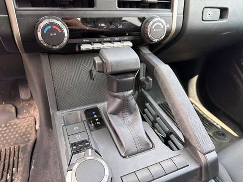 Used 2024 Toyota Tacoma SR AWD/4WD image 28