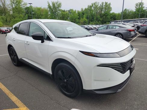 Certified 2025 Nissan Murano SV AWD/4WD image 3