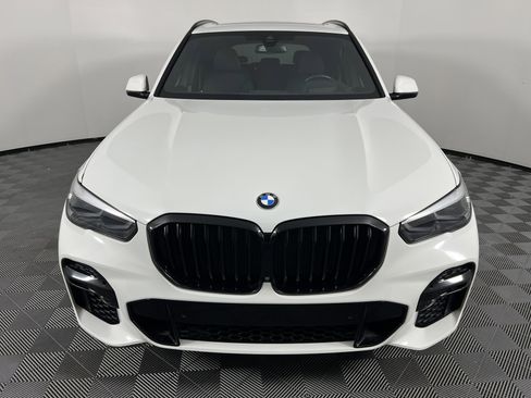 Used 2022 BMW X5 M50i w/ Dynamic Handling Package image 5
