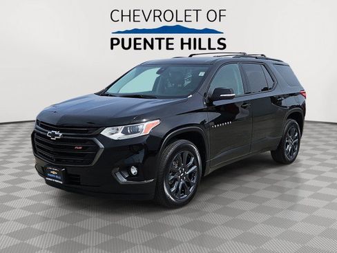 Used 2021 Chevrolet Traverse RS w/ LPO, Cargo Package FWD image 1