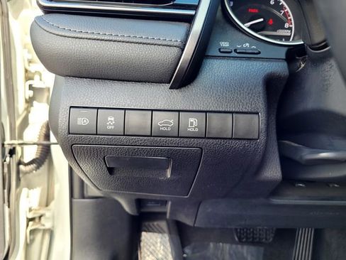 Used 2023 Toyota Camry XLE FWD image 15