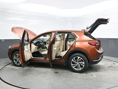 Used 2022 Buick Envision Essence w/ Safety Package FWD image 49