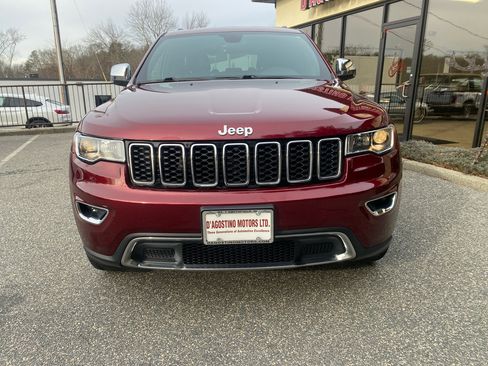 Used 2017 Jeep Grand Cherokee Limited image 5