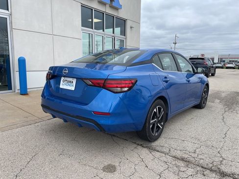 Used 2025 Nissan Sentra SV FWD image 5