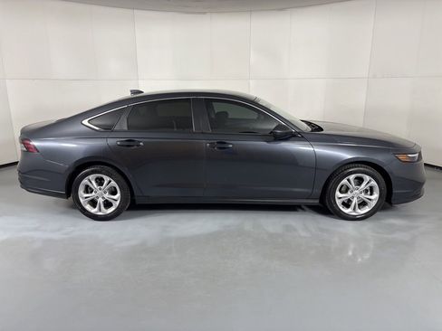 Used 2024 Honda Accord LX image 9