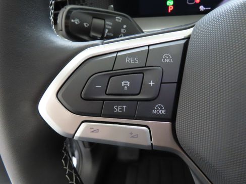 New 2026 Volkswagen Tiguan SE AWD/4WD image 12