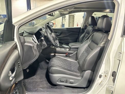 Used 2023 Nissan Murano Platinum w/ Cargo Package image 13