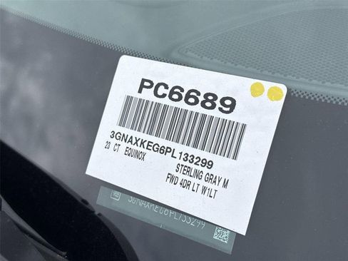 Used 2023 Chevrolet Equinox LT FWD image 31