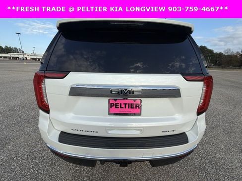 Used 2021 GMC Yukon XL SLT w/ SLT Luxury Plus Package image 6