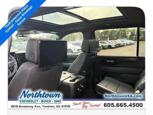 Used 2026 GMC Yukon XL AT4 w/ AT4 Premium Plus Package AWD/4WD image 15