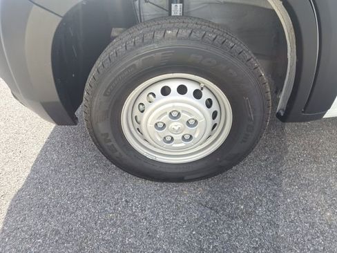 Used 2025 RAM ProMaster 3500 w/ Convenience Group image 8