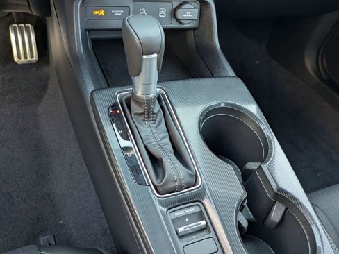 Certified 2025 Honda Civic Sport image 12