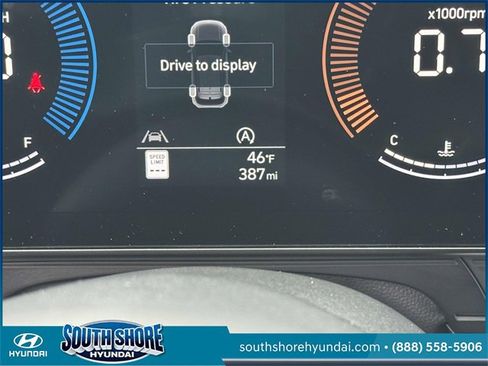 Certified 2025 Hyundai Kona SE image 26