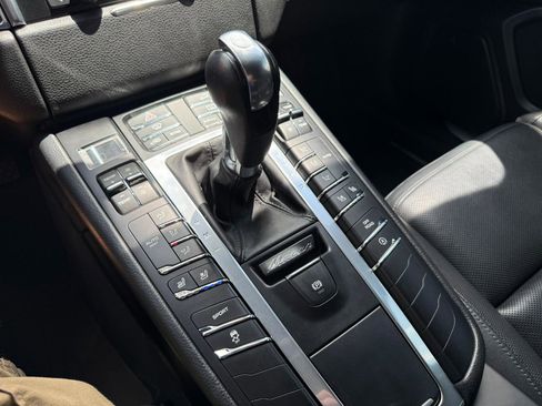 Used 2016 Porsche Macan S w/ Premium Package Plus AWD/4WD image 40