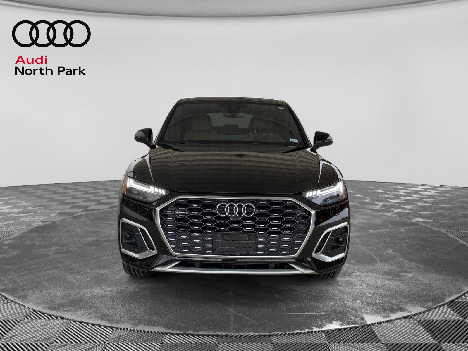 Used 2023 Audi Q5 2.0T Prestige w/ Prestige Package AWD/4WD image 8