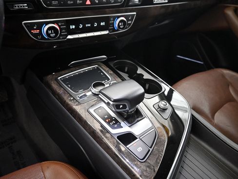 Used 2019 Audi Q7 3.0T Premium Plus w/ Premium Plus Package image 20