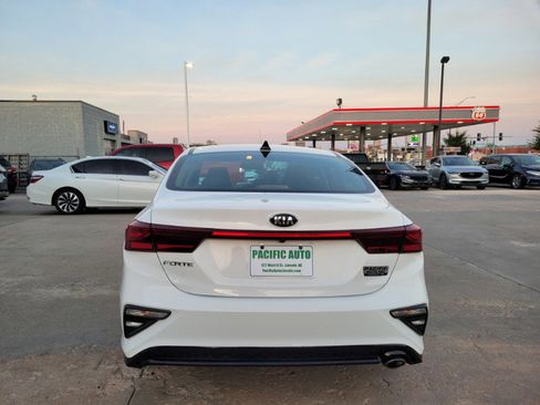Used 2021 Kia Forte LXS FWD image 7