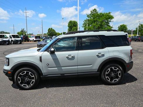 Certified 2023 Ford Bronco Sport Outer Banks AWD/4WD image 8