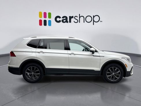 Used 2023 Volkswagen Tiguan SE AWD/4WD image 6
