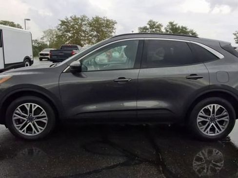 Used 2020 Ford Escape SEL AWD/4WD image 5