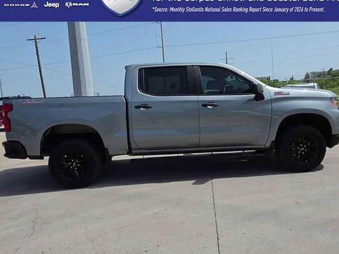 Used 2024 Chevrolet Silverado 1500 Custom Trail Boss AWD/4WD image 9