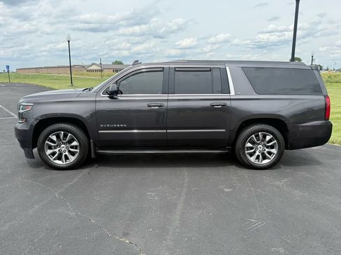 Used 2016 Chevrolet Suburban LT w/ Luxury Package AWD/4WD image 8