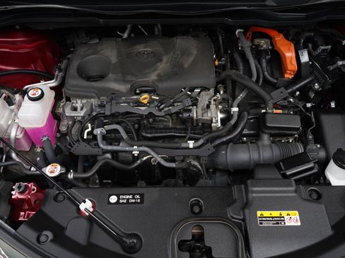 Used 2021 Toyota Sienna XLE AWD/4WD image 32