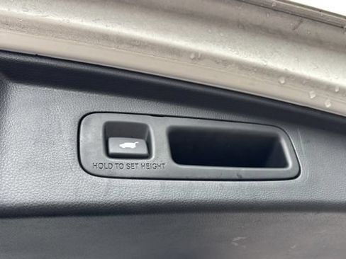 Used 2025 Honda CR-V EX-L image 38