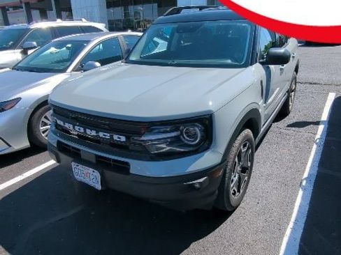 Used 2024 Ford Bronco Sport Outer Banks w/ Tech Package AWD/4WD image 1