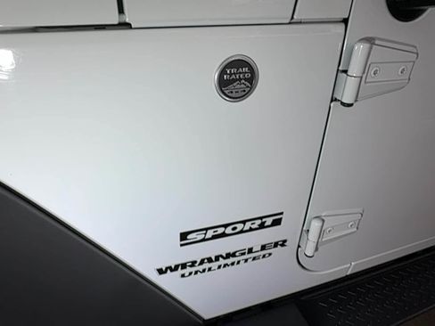 Used 2017 Jeep Wrangler Unlimited Sport w/ Quick Order Package 24S image 11