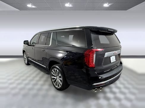 Used 2021 GMC Yukon XL Denali RWD image 3