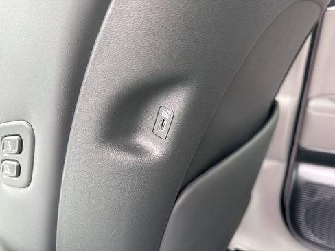 Used 2026 Hyundai Ioniq 9 Calligraphy image 52