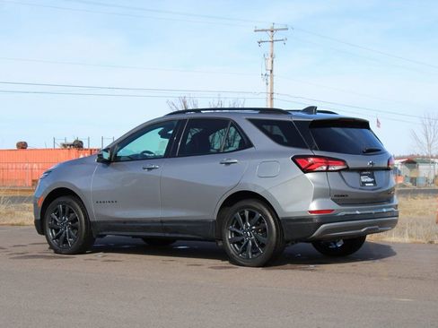 Used 2023 Chevrolet Equinox RS w/ RS Leather Package AWD/4WD image 4