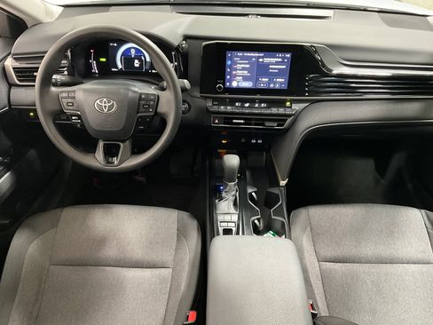 Used 2026 Toyota Camry LE FWD image 15