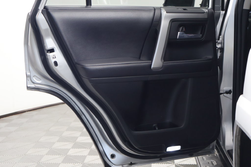 Used 2019 Toyota 4Runner SR5 Premium AWD/4WD image 13