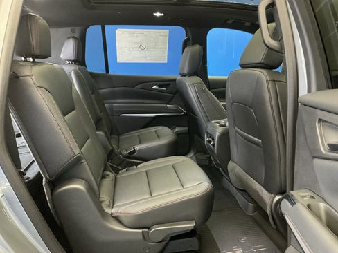 New 2026 Chevrolet Traverse Z71 w/ Driver Confidence Package image 26