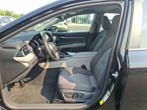 Certified 2022 Toyota Camry LE w/ Carpet Mat Package (TMS) FWD image 14